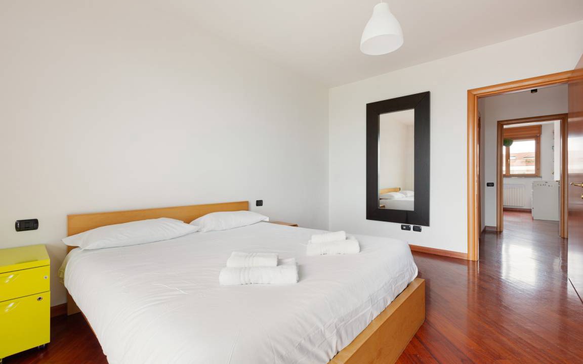 Photo of Bedroom in Lambrate