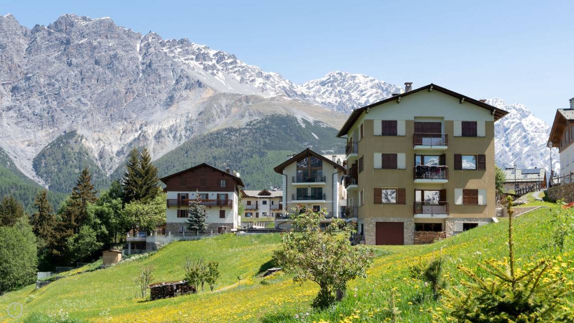Photo of Buildings in Valdisotto