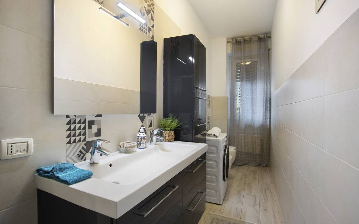 Photo of Bathroom in Affori