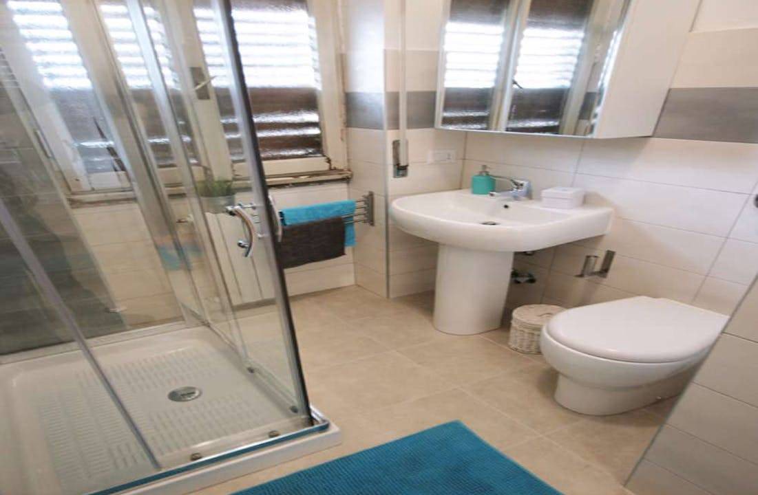 Photo of Bathroom in Affori