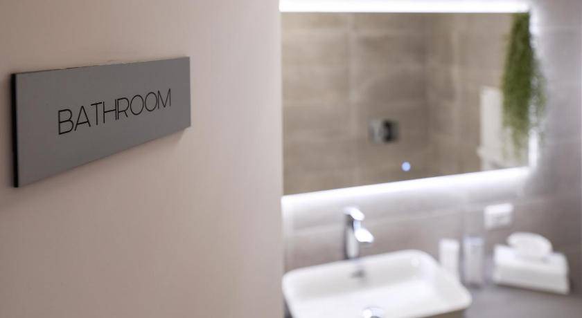 Photo of Bathroom in Sirmione