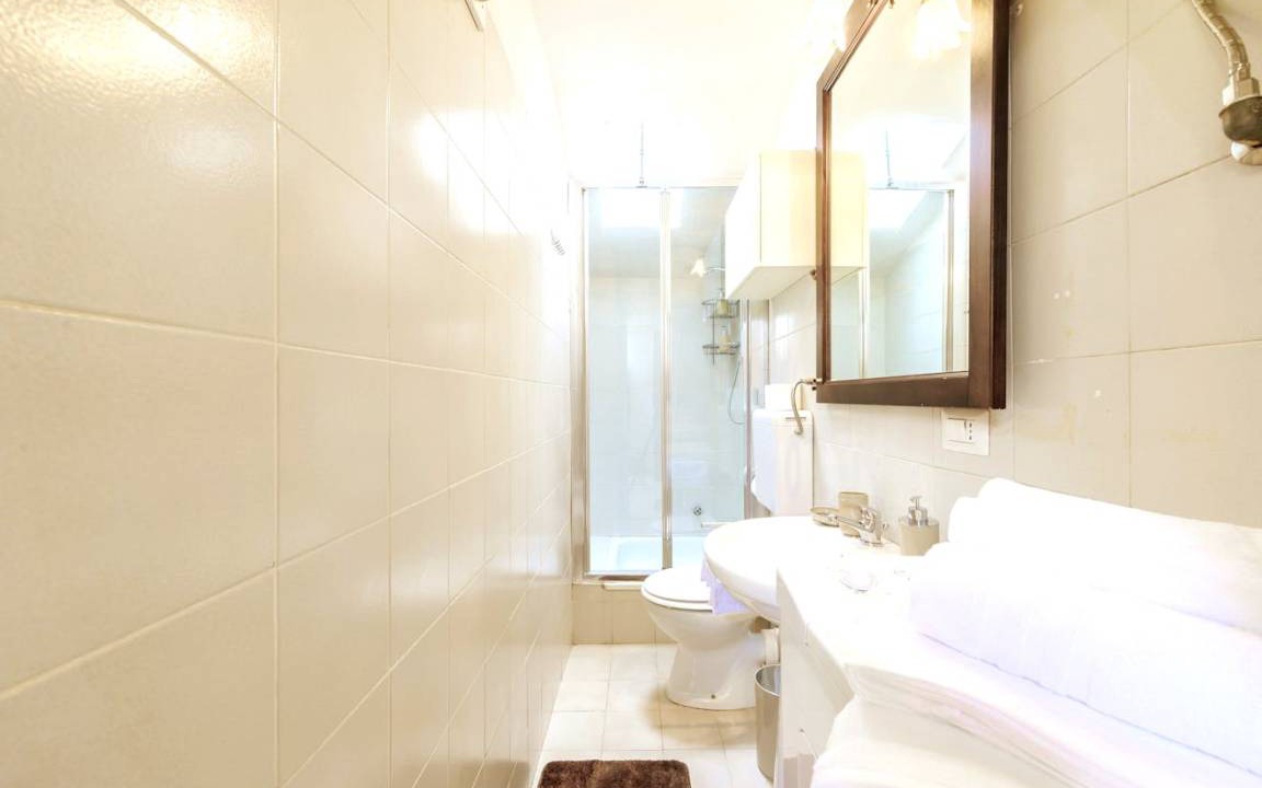 Photo of Bathroom in Pero