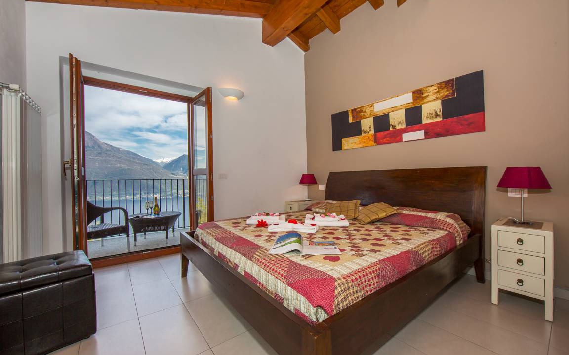 Photo of Bedroom in Pianello del Lario