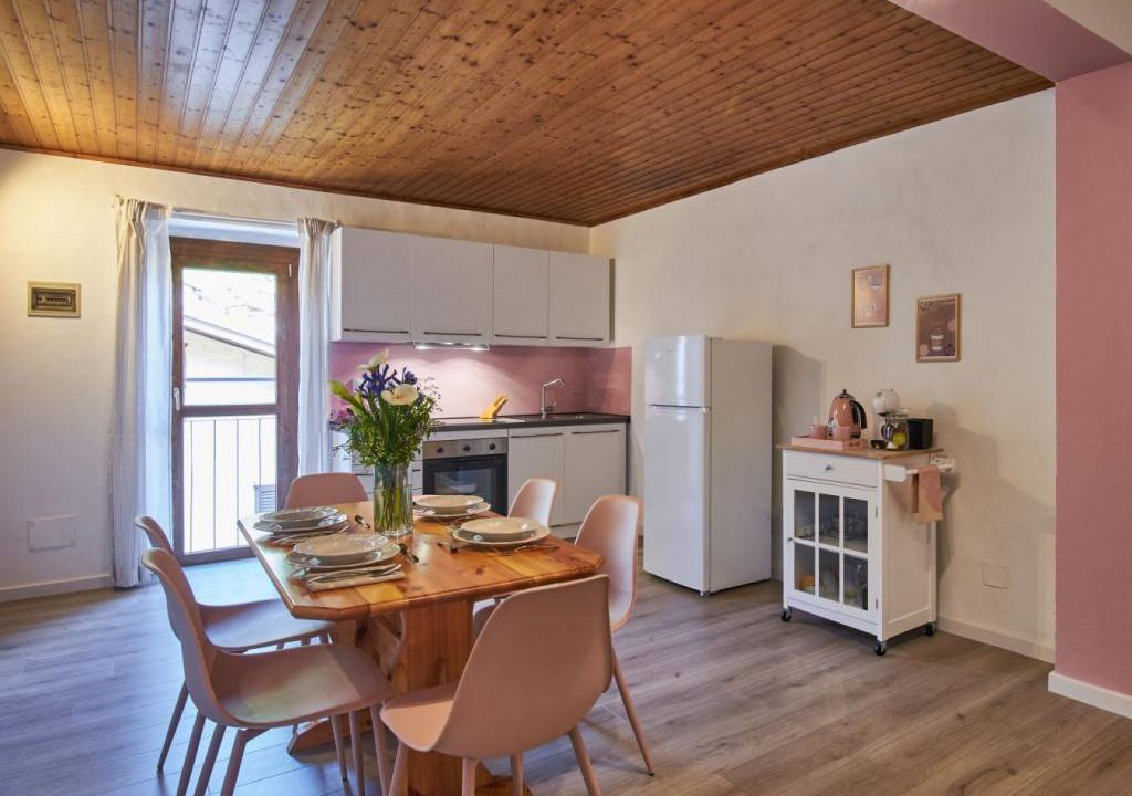 Photo of Kitchen in Claino Con Osteno