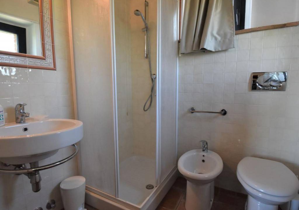 Photo of Bathroom in Castana
