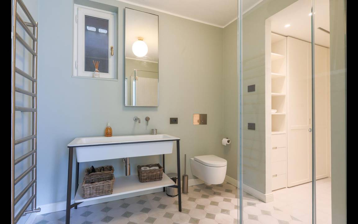 Photo of Bathroom in Colonno