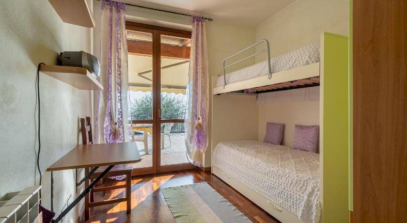 Photo of Bedroom in Solto Collina