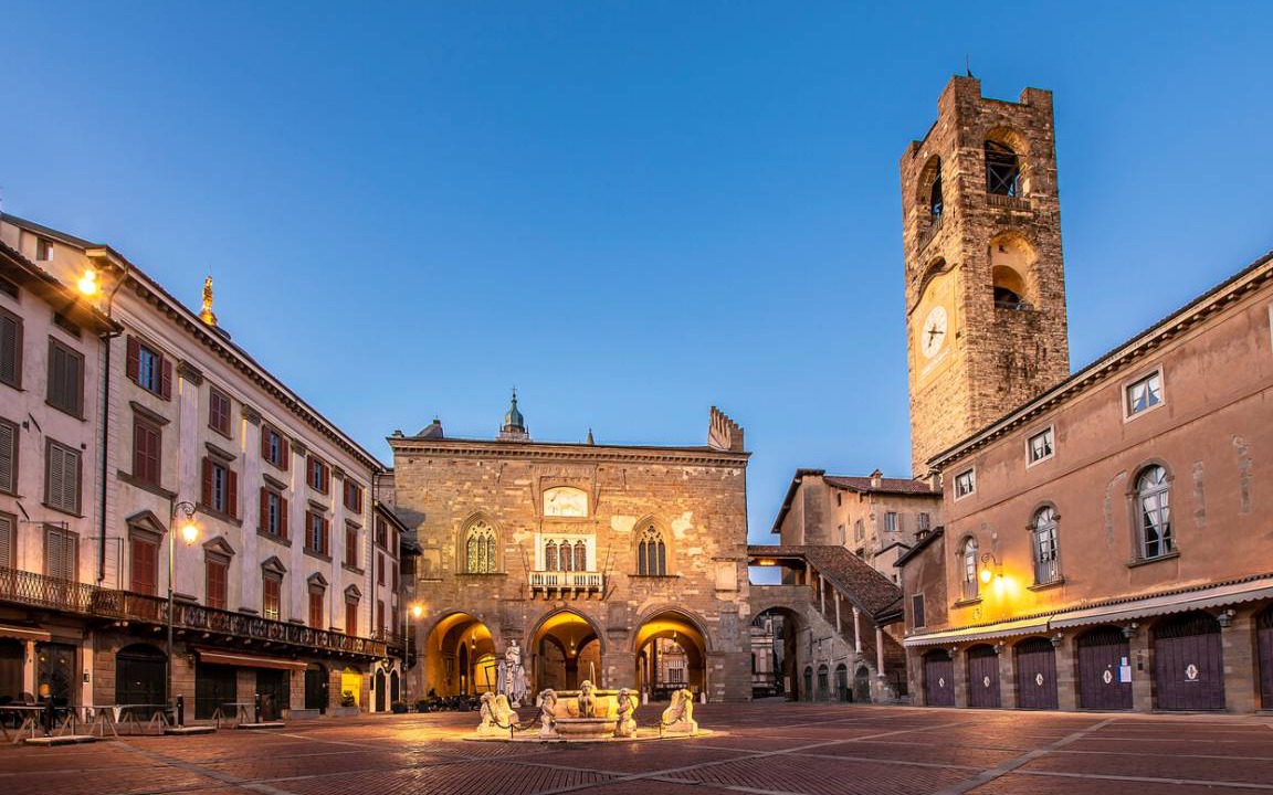 Photo of Buildings in Valgreghentino