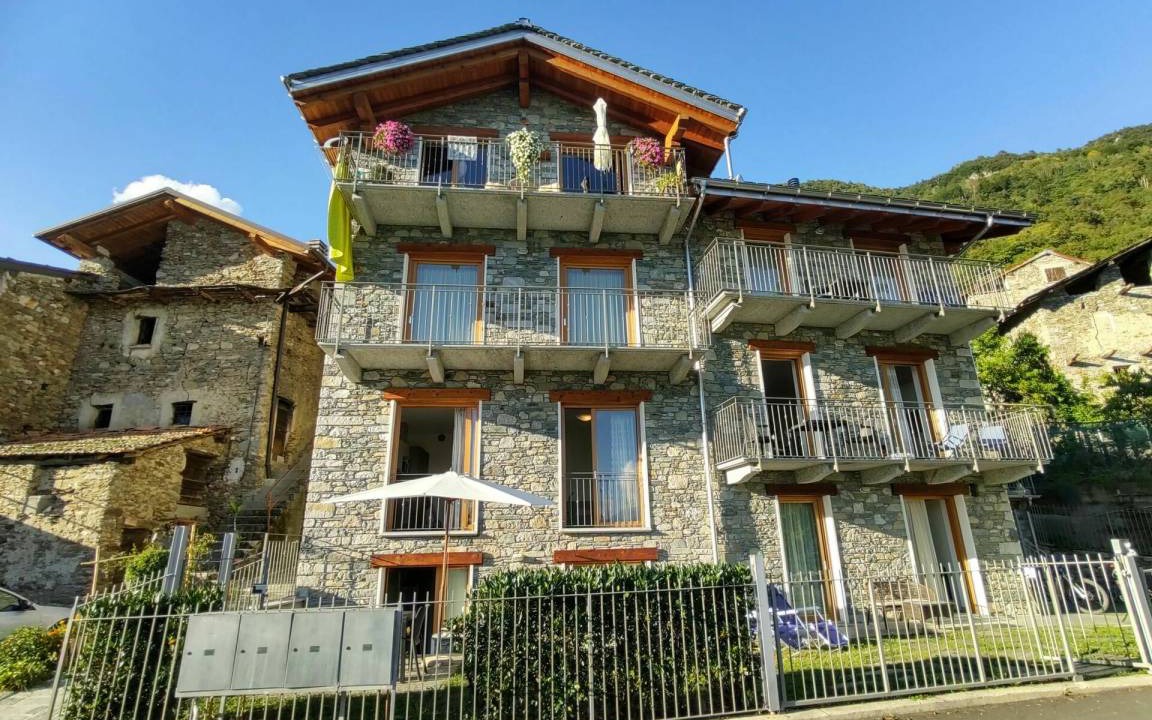 Photo of Buildings in Travisa