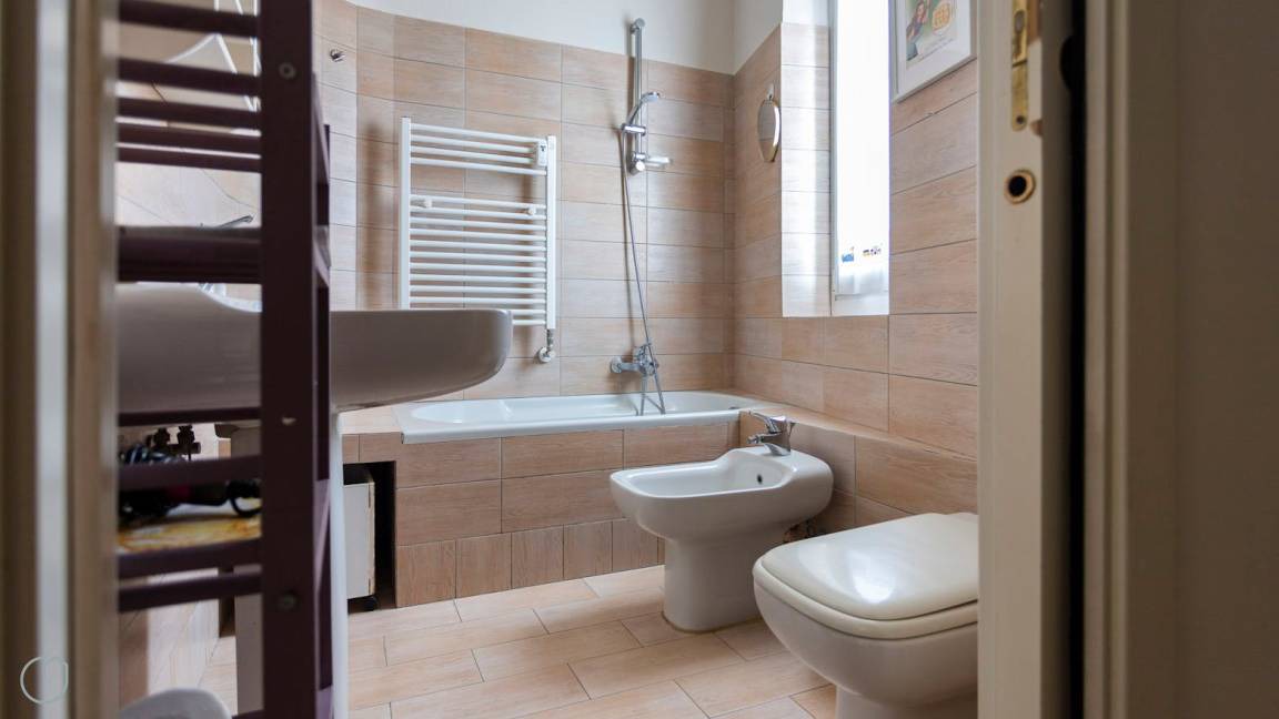 Photo of Bathroom in Zona Solari
