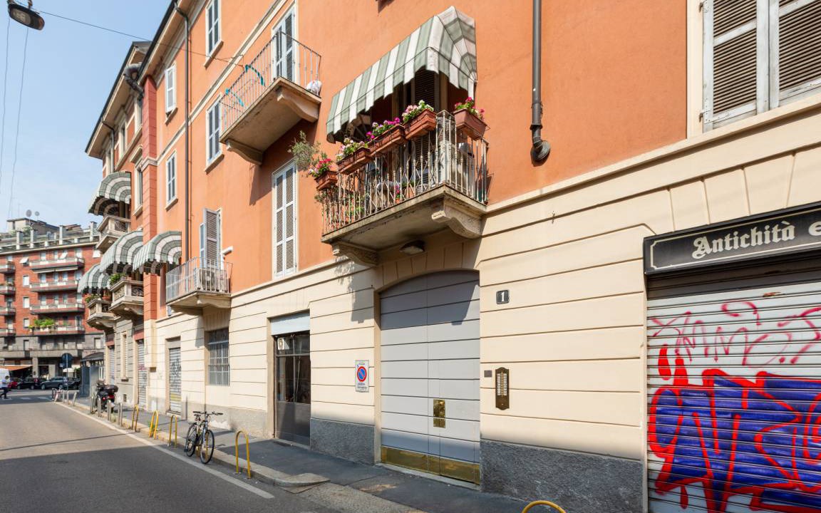 Photo of Buildings in Bullona