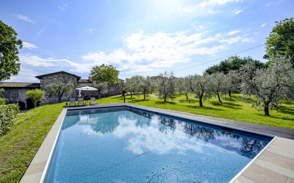 Photo of Others in Cunettone-villa