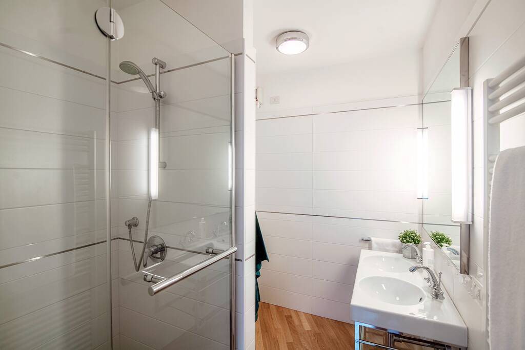 Photo of Bathroom in Argegno