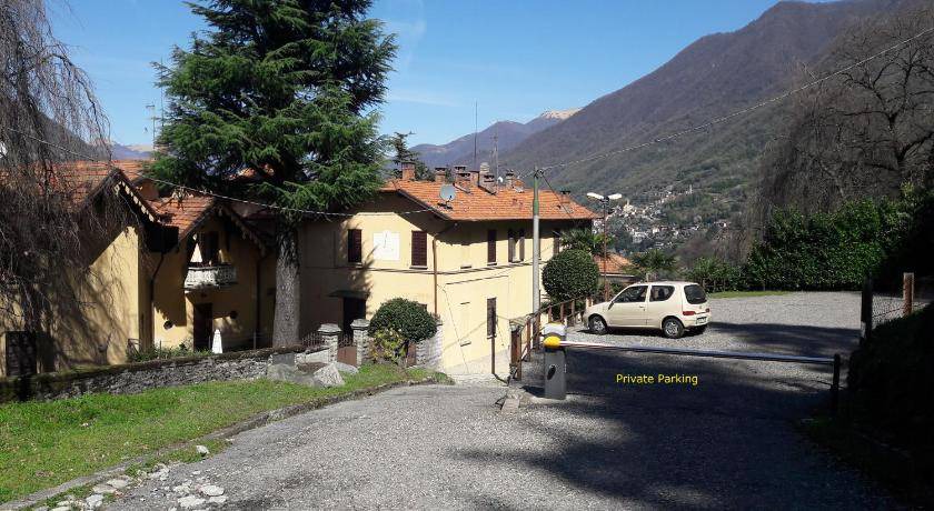 Photo of Others in Riva