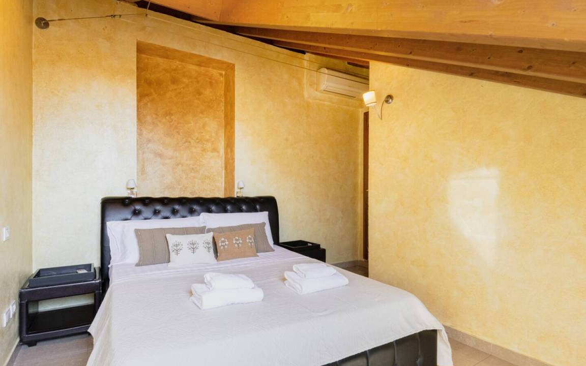 Photo of Bedroom in Tricolore