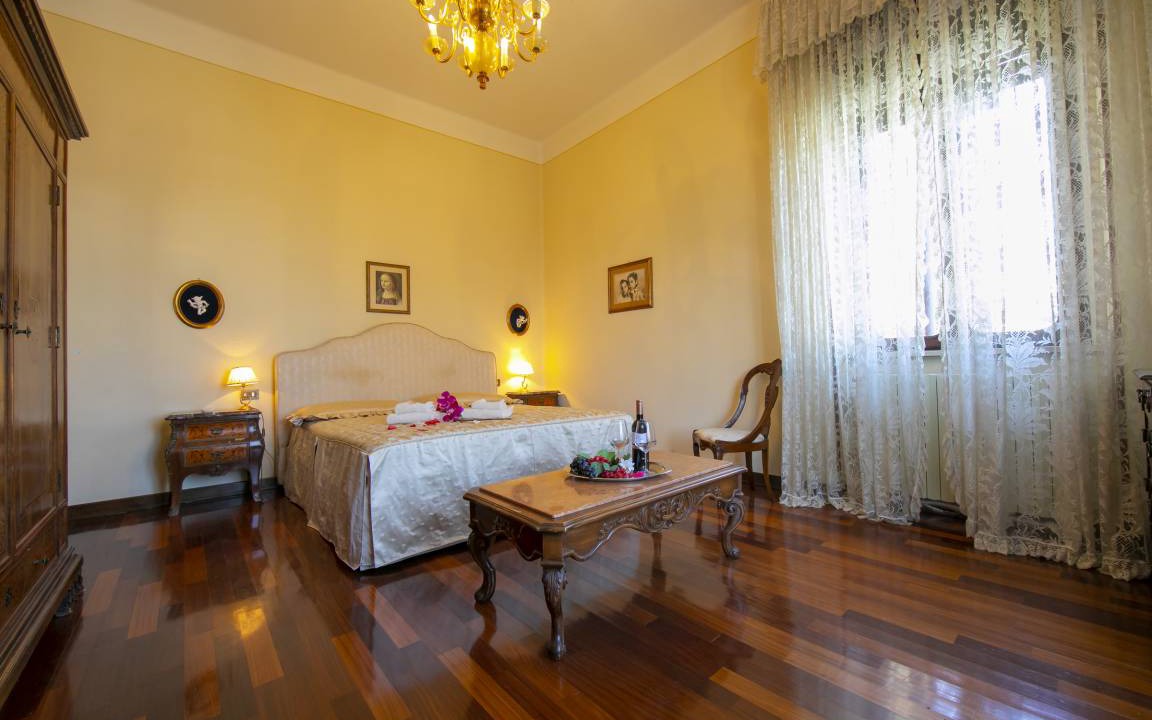 Photo of Bedroom in Desenzano del Garda
