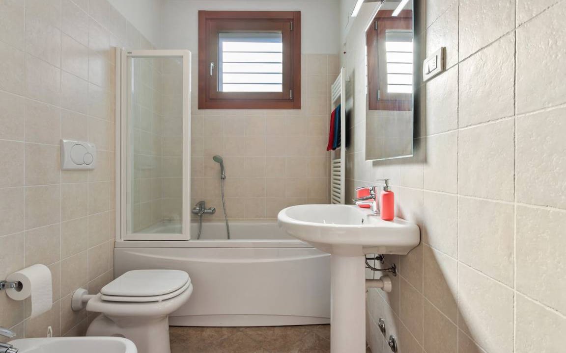 Photo of Bathroom in Perledo