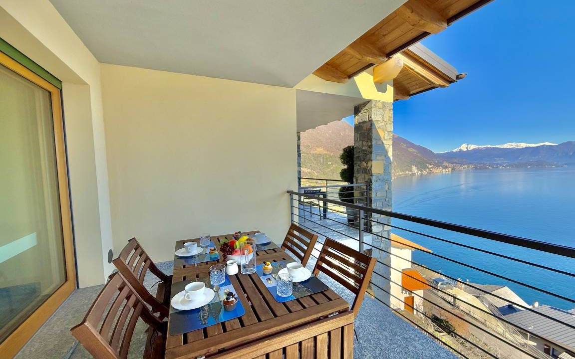 Photo of Patio Balcony in Argegno