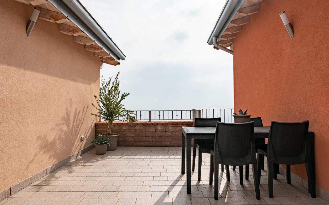 Photo of Patio Balcony in Plassi