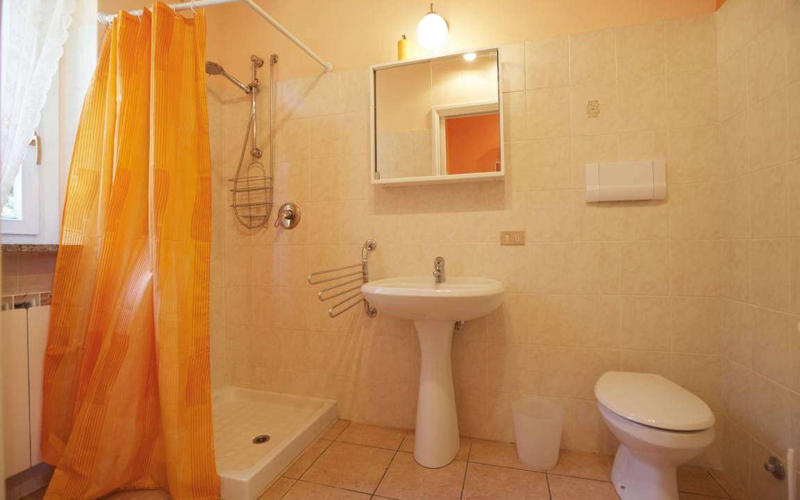 Photo of Bathroom in Maccagno con Pino e Veddasca