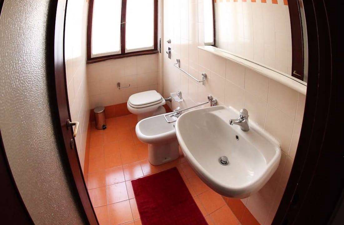 Photo of Bathroom in San Siro
