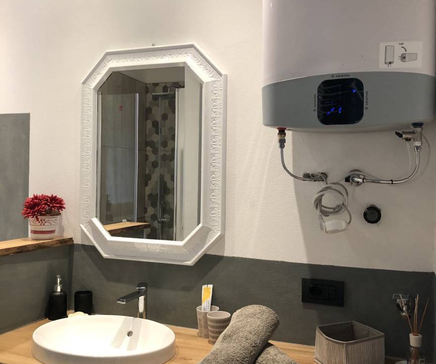 Photo of Bathroom in Naggio