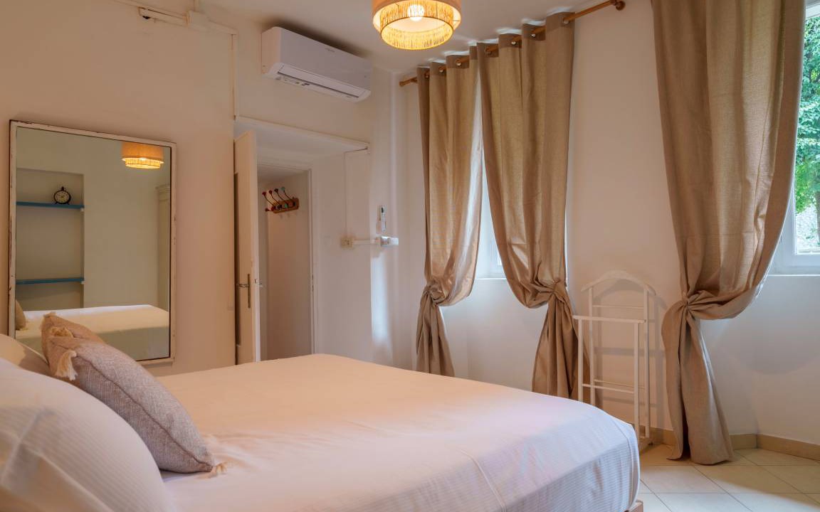 Photo of Bedroom in Bellagio