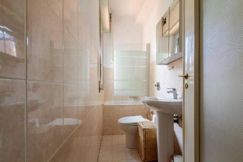 Photo of Bathroom in Centro Direzionale