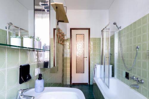 Photo of Bathroom in Calvairate