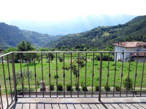 Photo of Others in Voiandes