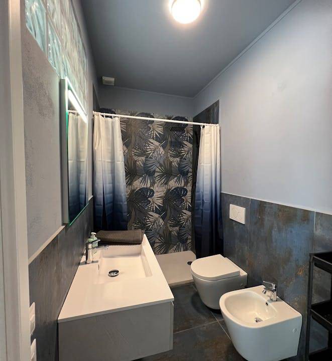 Photo of Bathroom in Rho