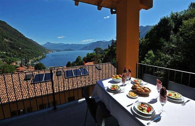 Photo of Patio Balcony in Argegno