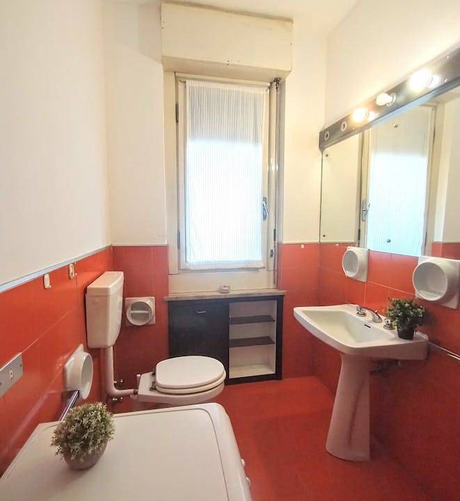 Photo of Bathroom in Bullona