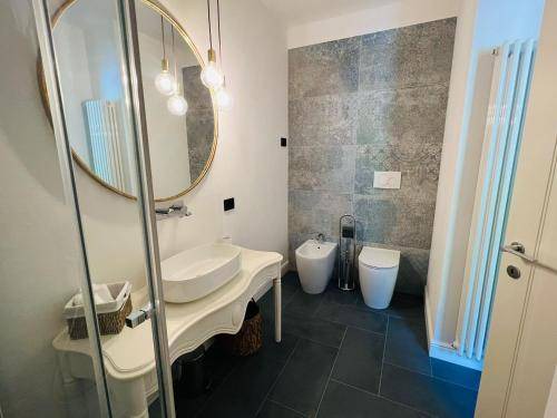 Photo of Bathroom in Idro