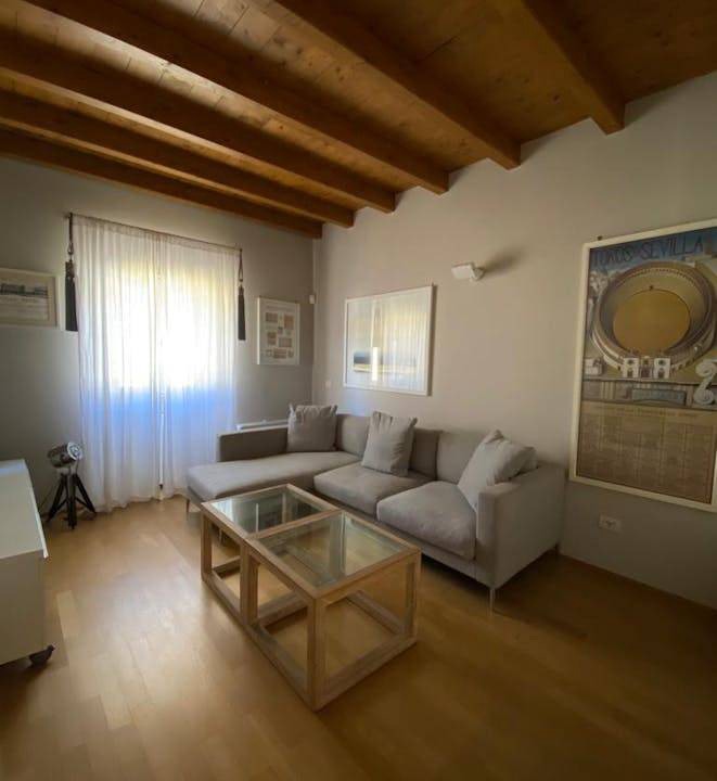 Photo of Livingroom in Washington