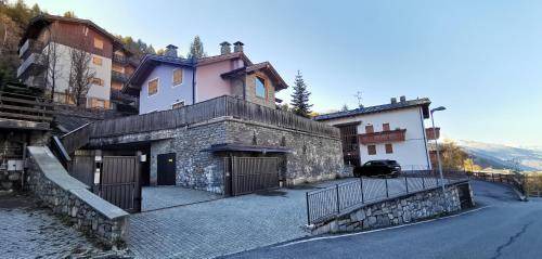 Photo of Buildings in Aprica