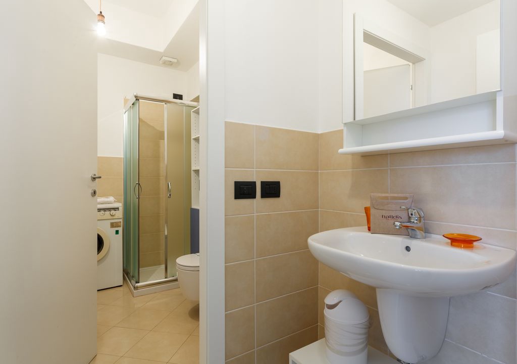 Photo of Bathroom in Zona Farini