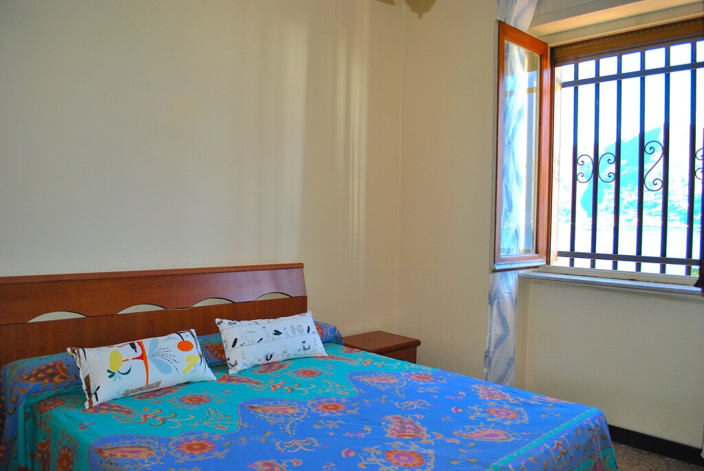 Photo of Bedroom in Sala Comacina