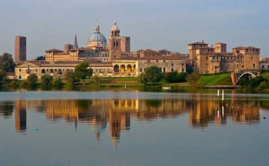 Photo of Outdoor in Mantua