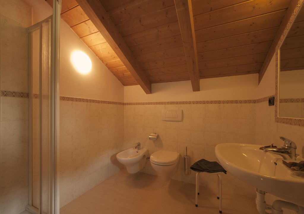 Photo of Bathroom in Teola