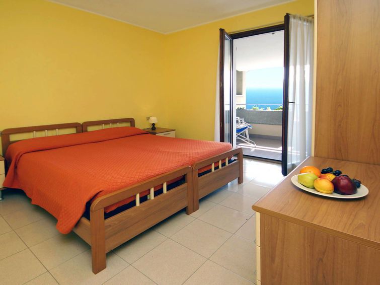 Photo of Bedroom in Morele