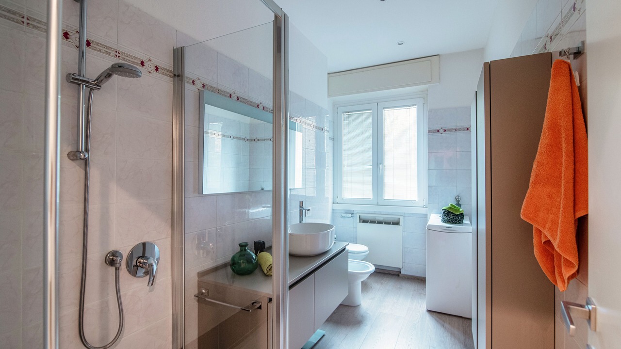 Photo of Bathroom in Como