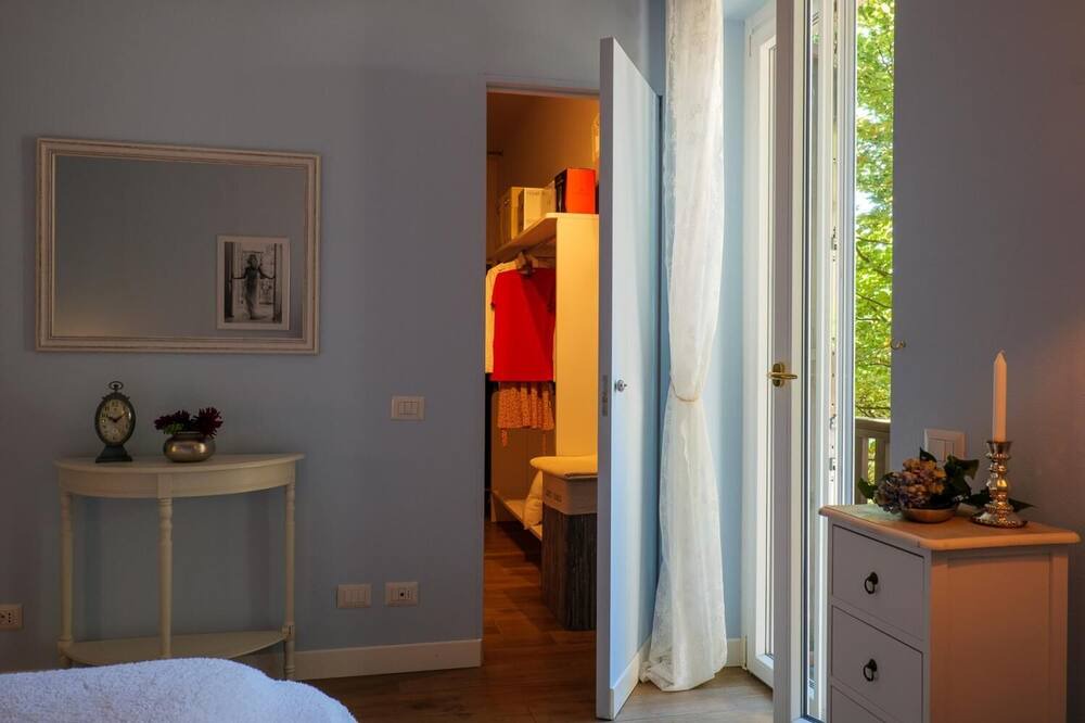 Photo of Bedroom in Laveno