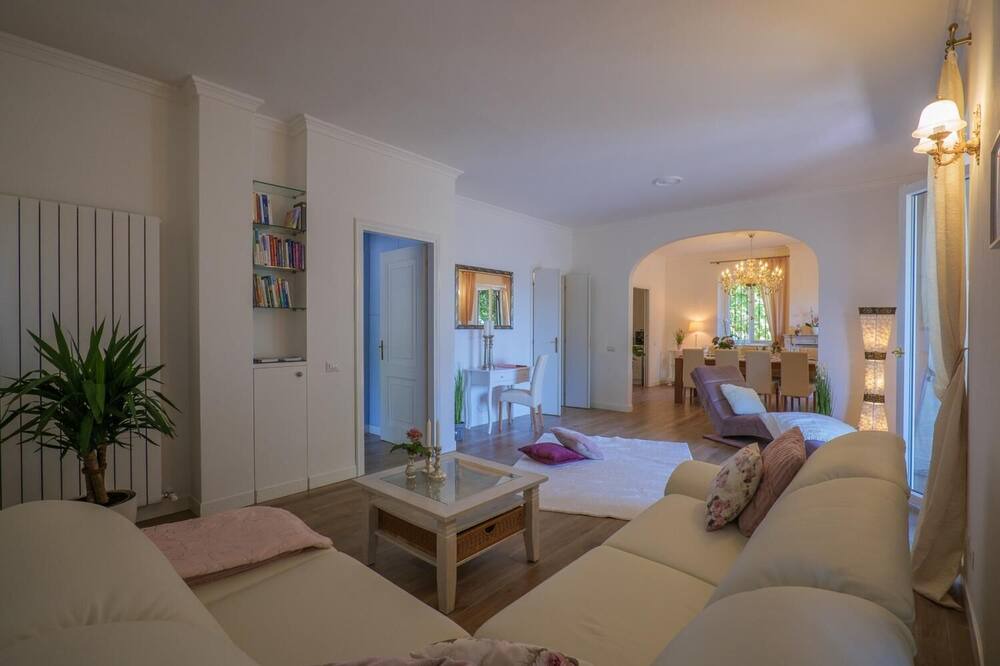 Photo of Livingroom in Laveno