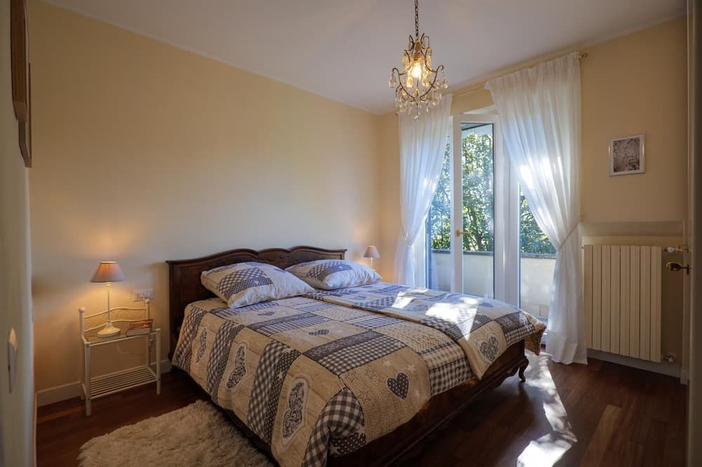 Photo of Bedroom in Laveno