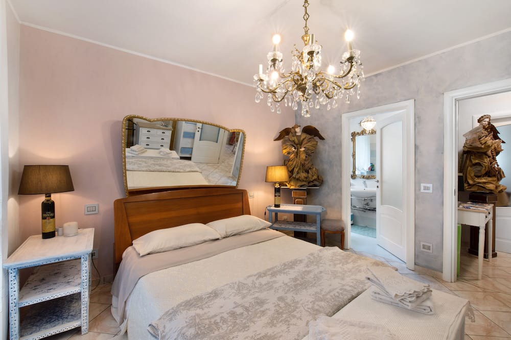 Photo of Bedroom in Taceno
