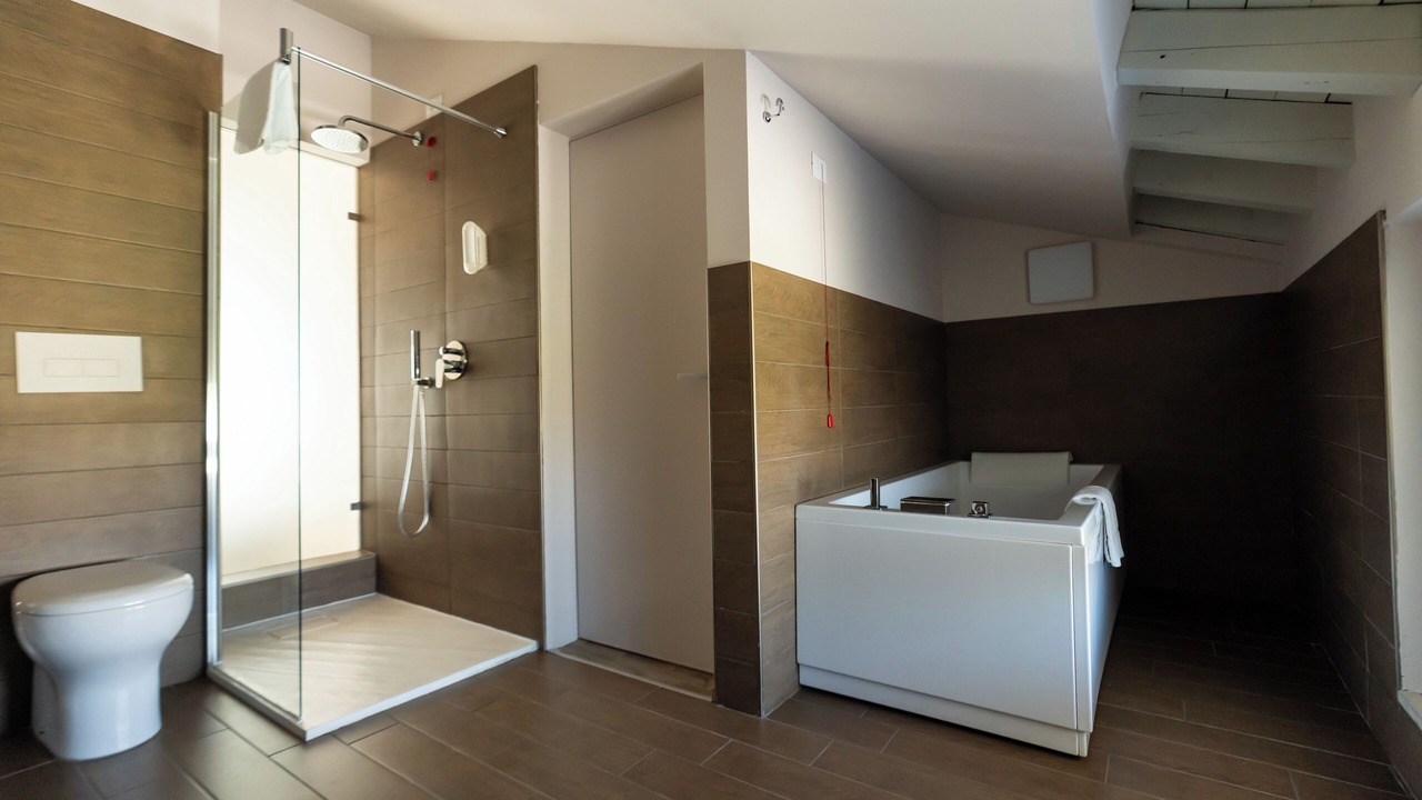 Photo of Bathroom in Montinelle