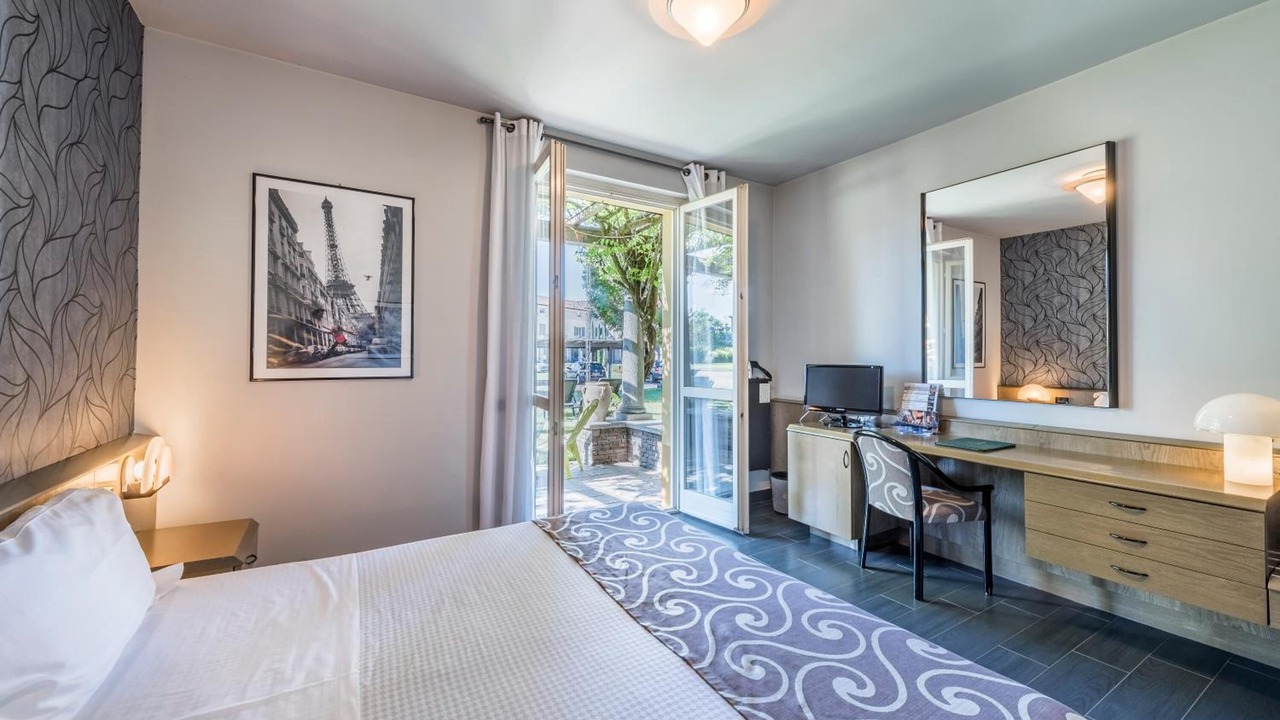 Photo of Bedroom in Merone