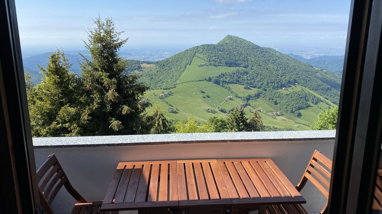 Photo of Outdoor in Grone