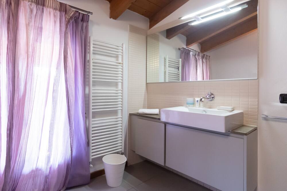 Photo of Bathroom in Cernusco sul Naviglio
